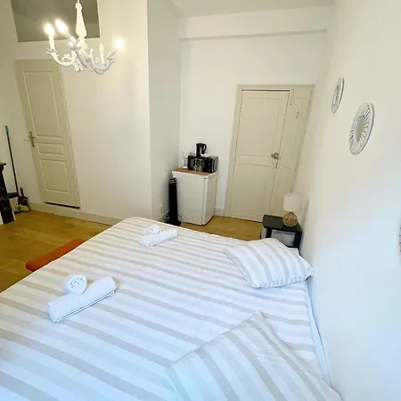 Chez Augustin, Confortable En Plein Coeur De * Carcassonne